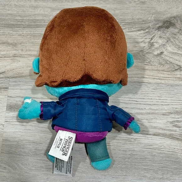 Netflix Stranger Things Loot Crate Exclusive Upside Down Dead Barb 8” Plush Toy - Picture 2 of 7